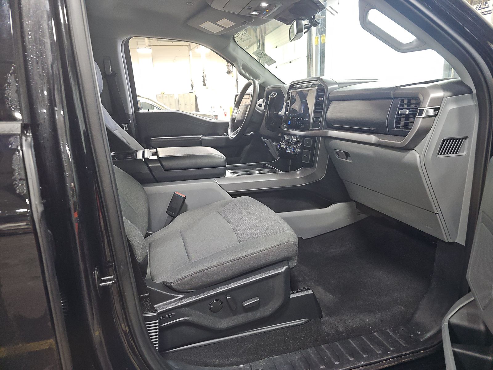 2024 Ford F-150 Hybrid XLT AWD