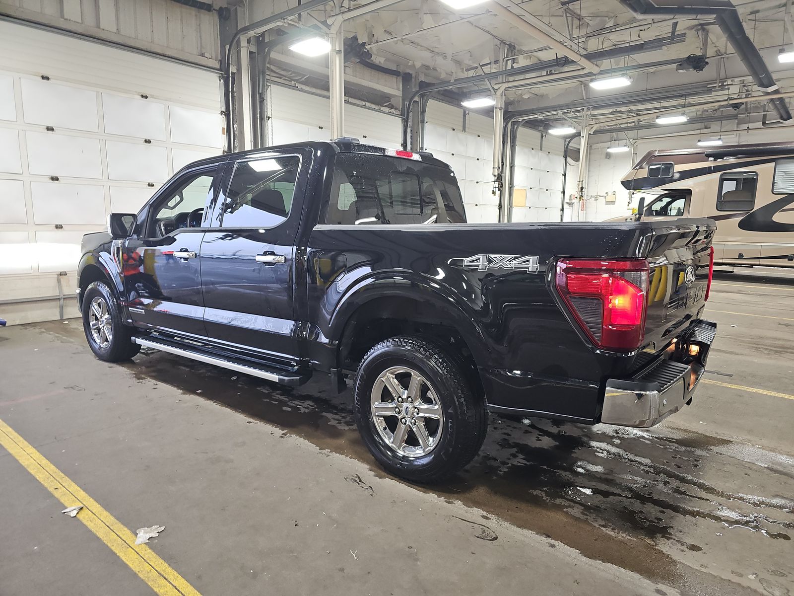2024 Ford F-150 Hybrid XLT AWD