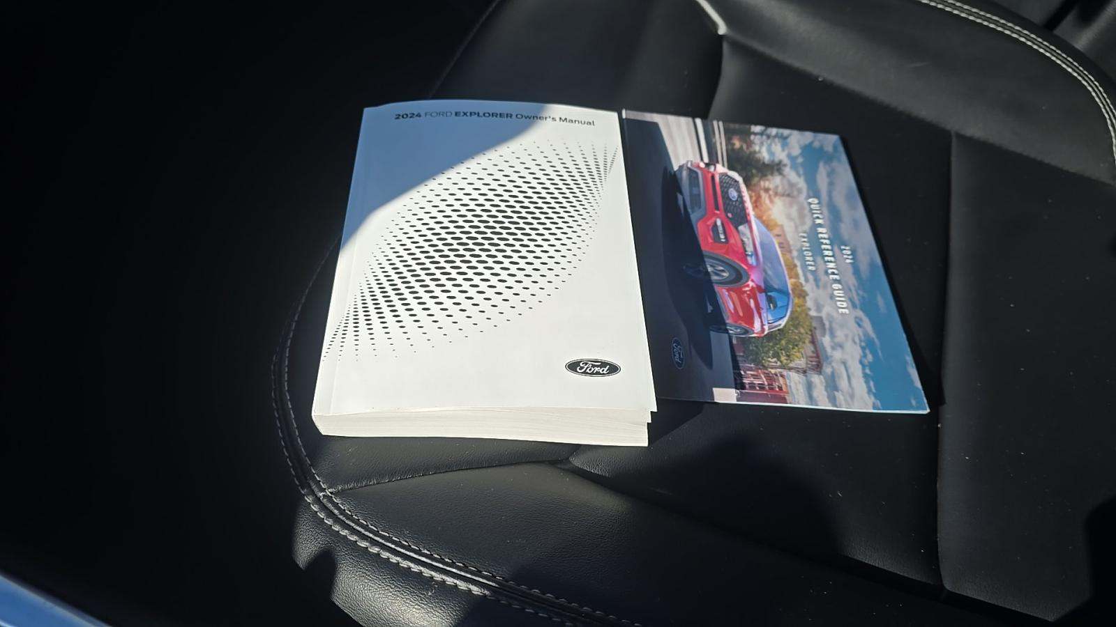 2024 Ford Explorer XLT RWD