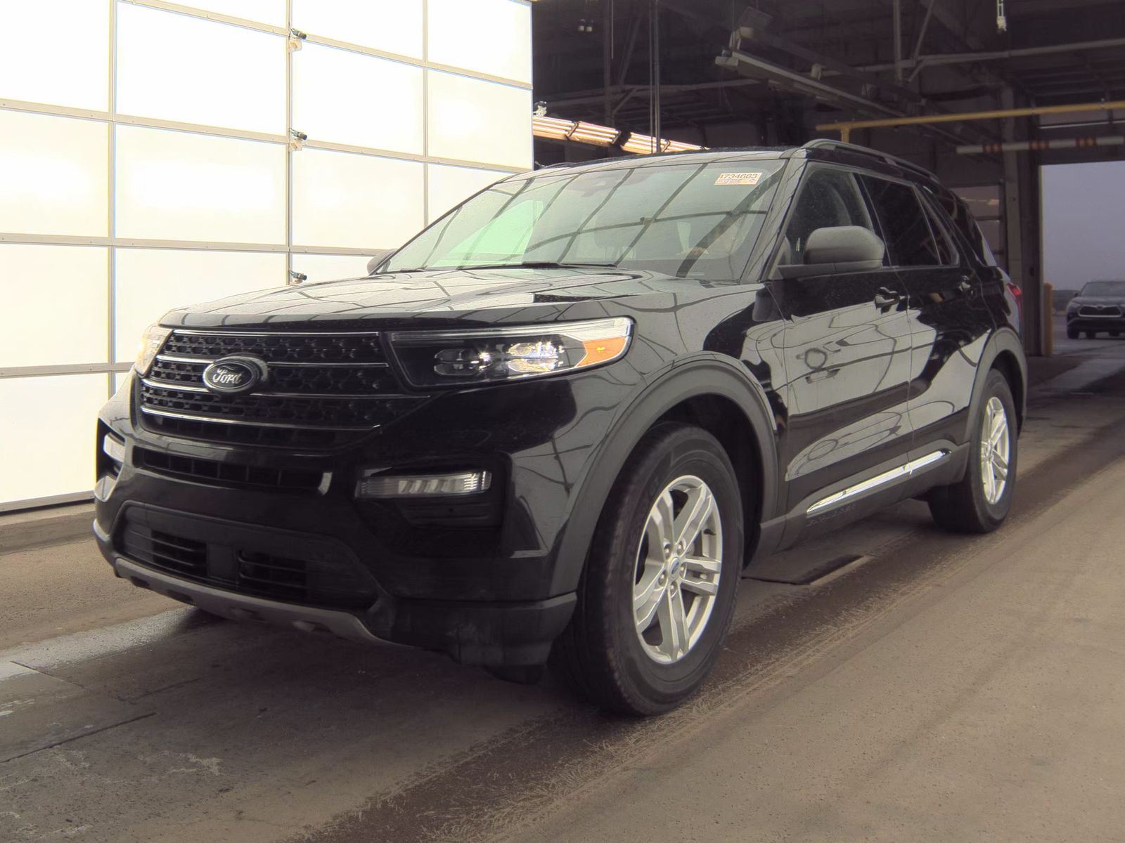 2024 Ford Explorer XLT RWD