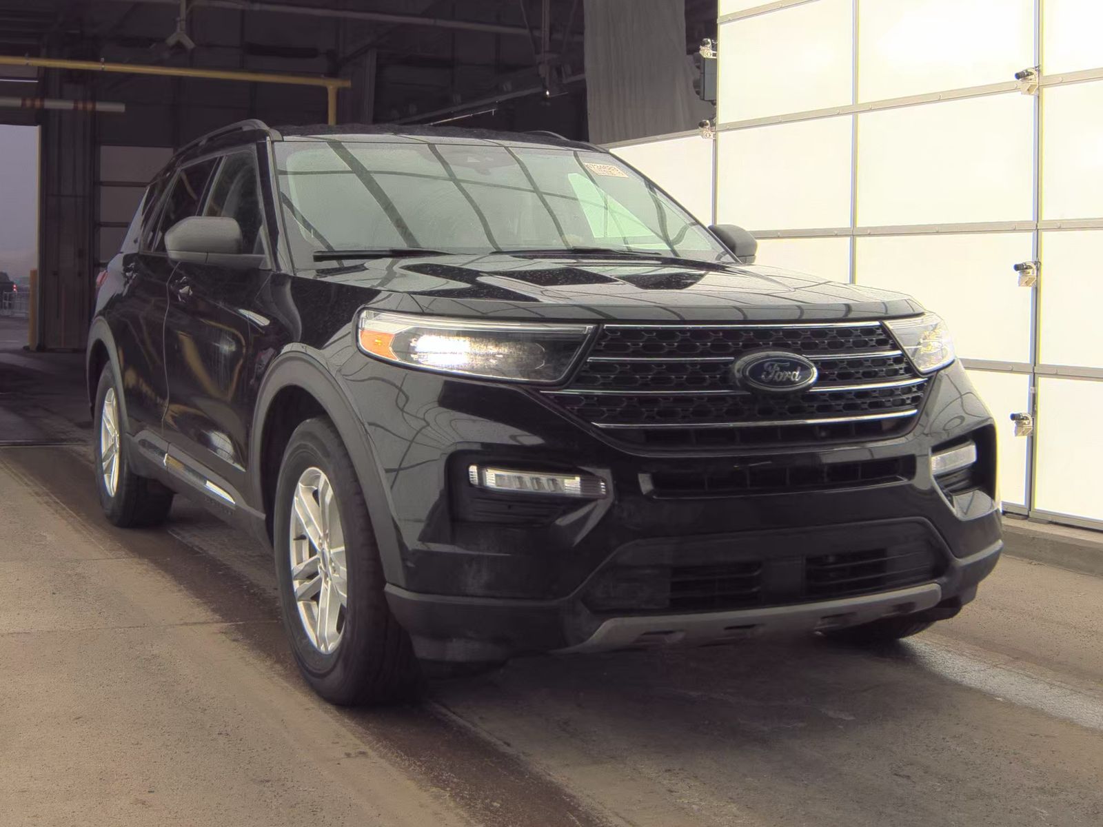 2024 Ford Explorer XLT RWD