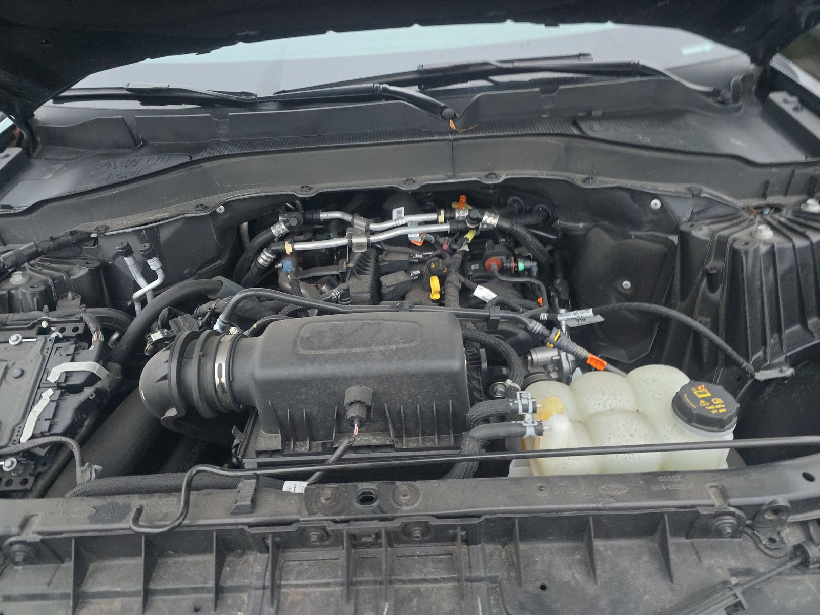 2024 Ford Explorer XLT RWD