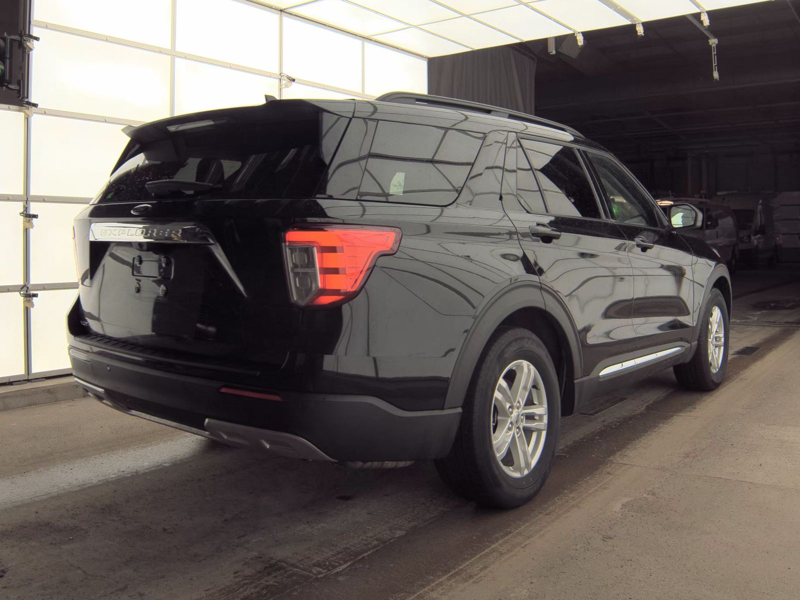 2024 Ford Explorer XLT RWD