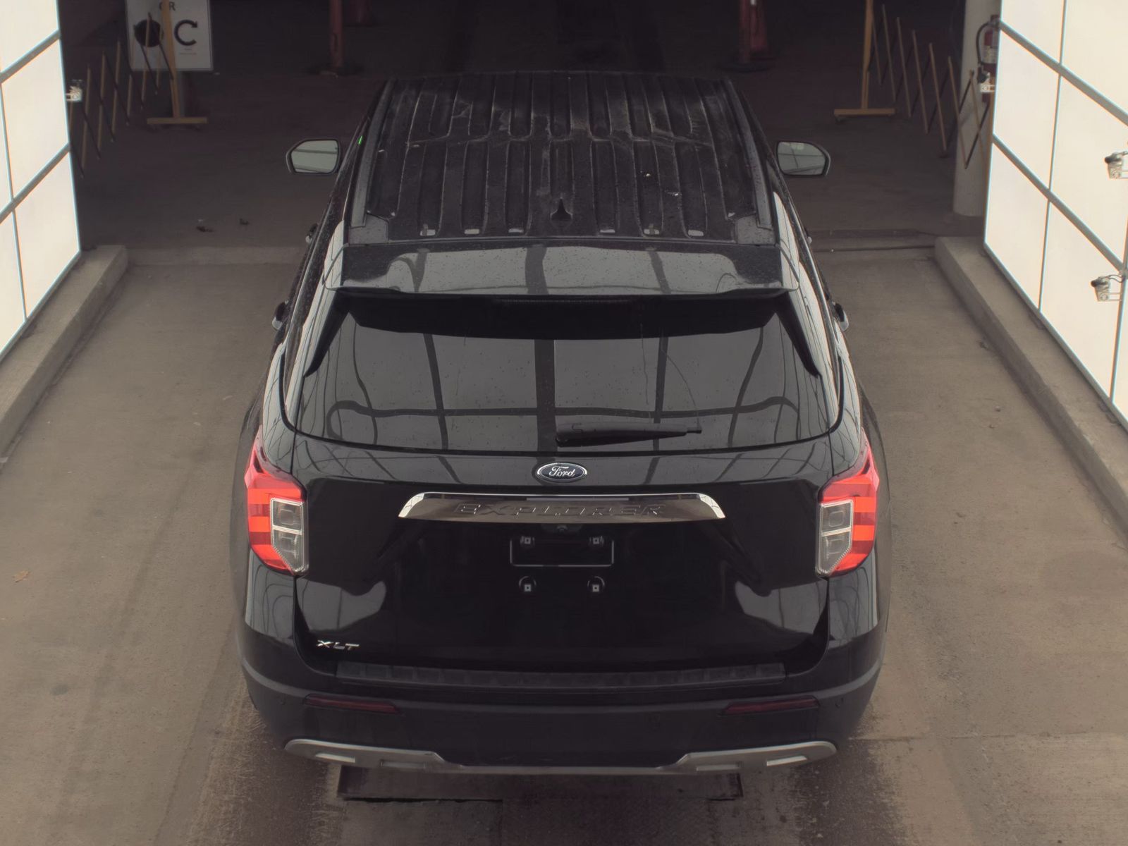 2024 Ford Explorer XLT RWD