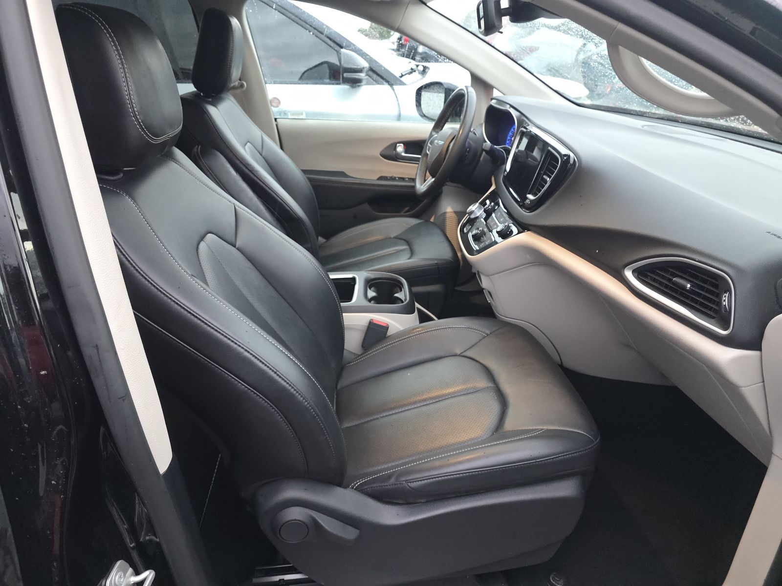 2024 Chrysler Pacifica Touring L FWD