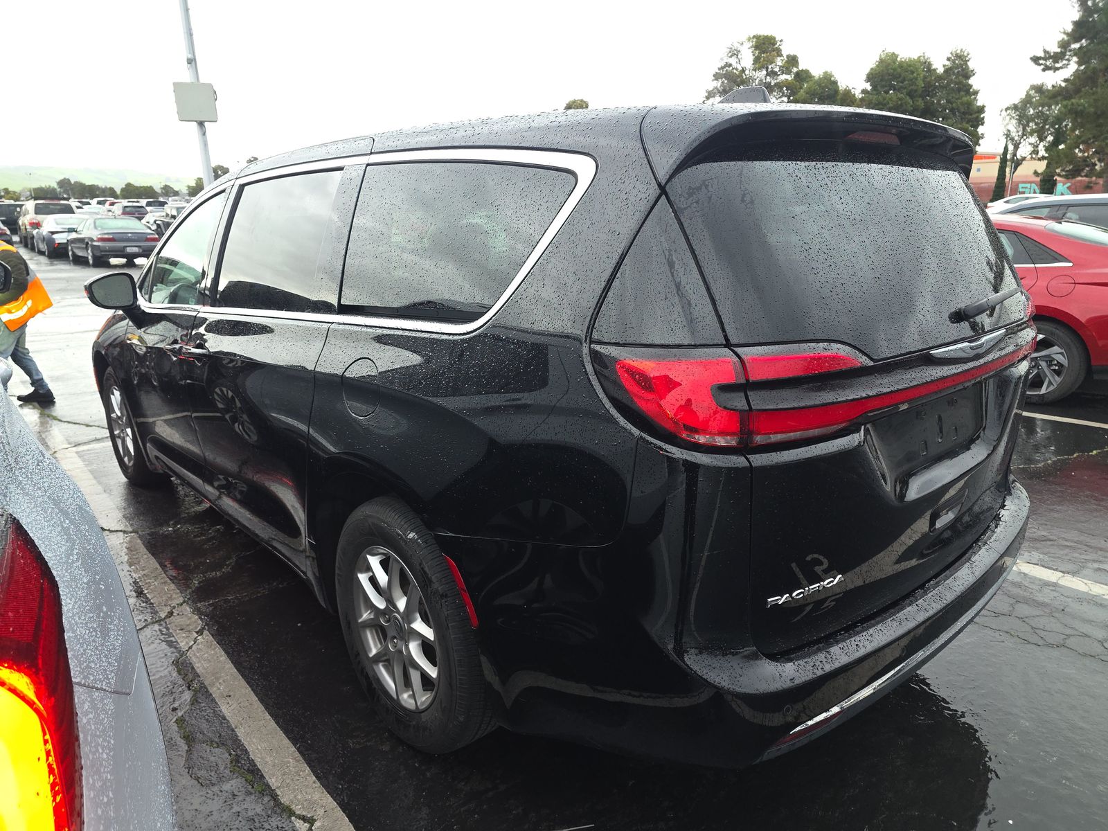 2024 Chrysler Pacifica Touring L FWD