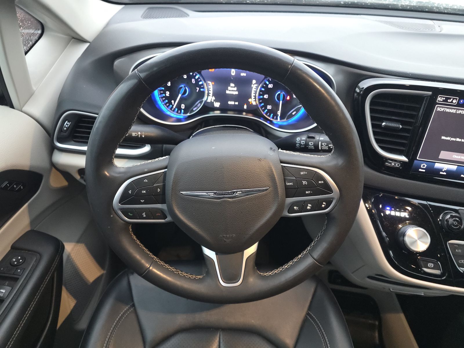 2024 Chrysler Pacifica Touring L FWD