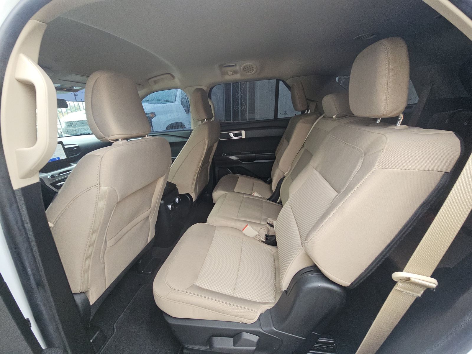 2022 Ford Explorer Base AWD