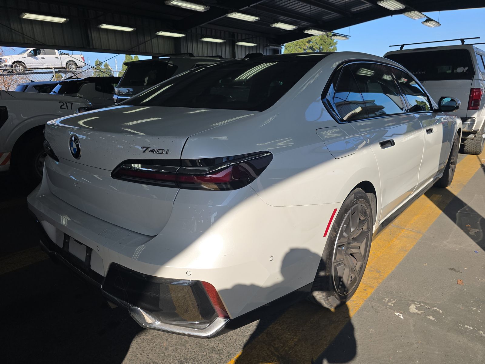 2025 BMW 7 Series 740i xDrive AWD