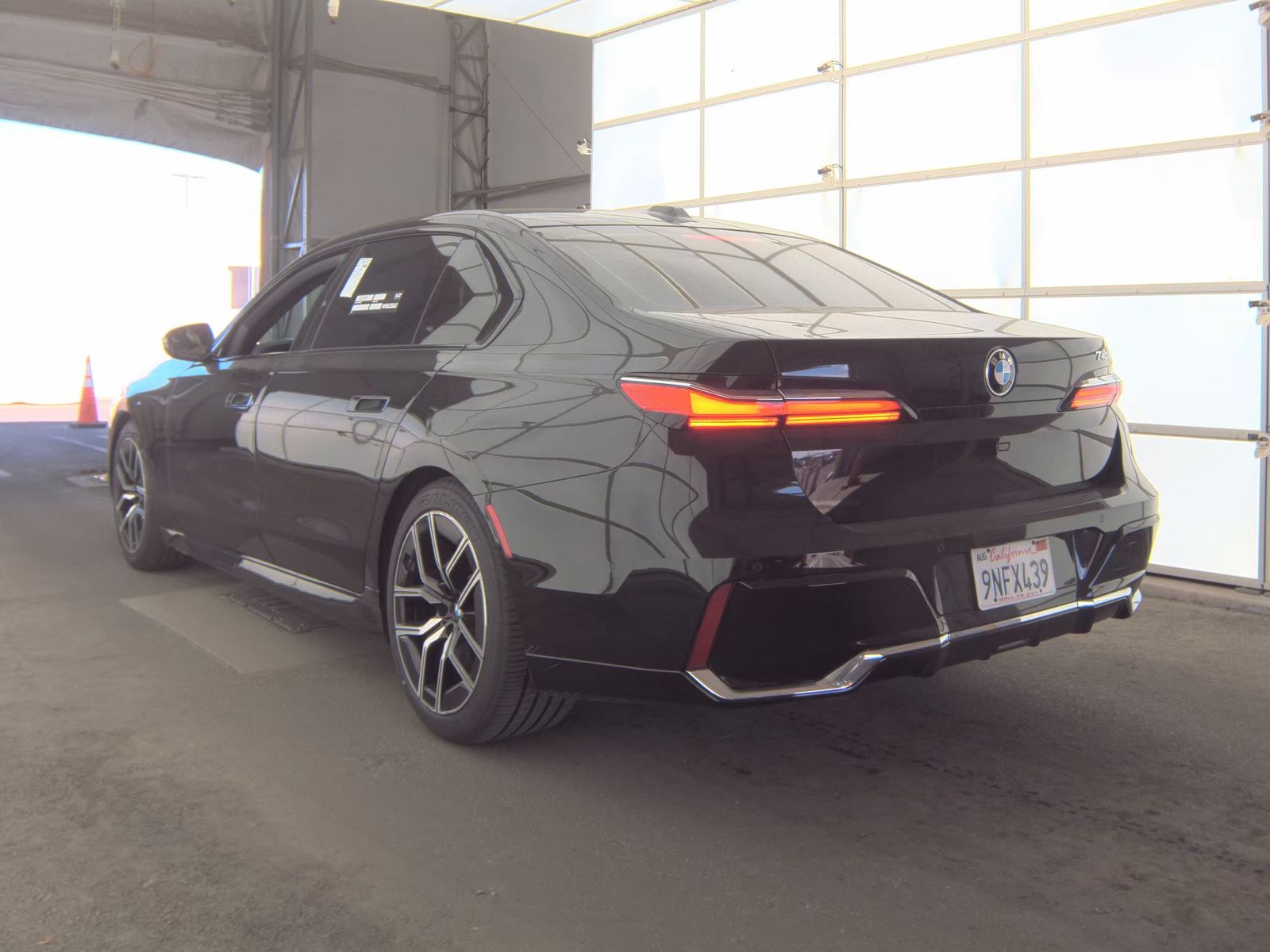 2025 BMW 7 Series 740i RWD