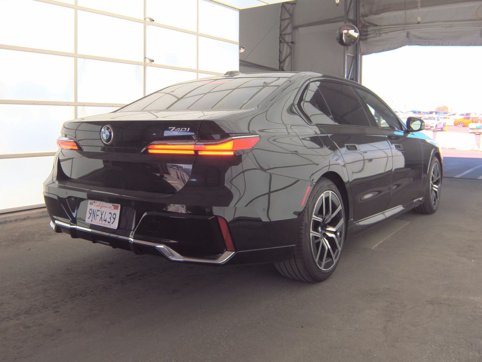 2025 BMW 7 Series 740i RWD