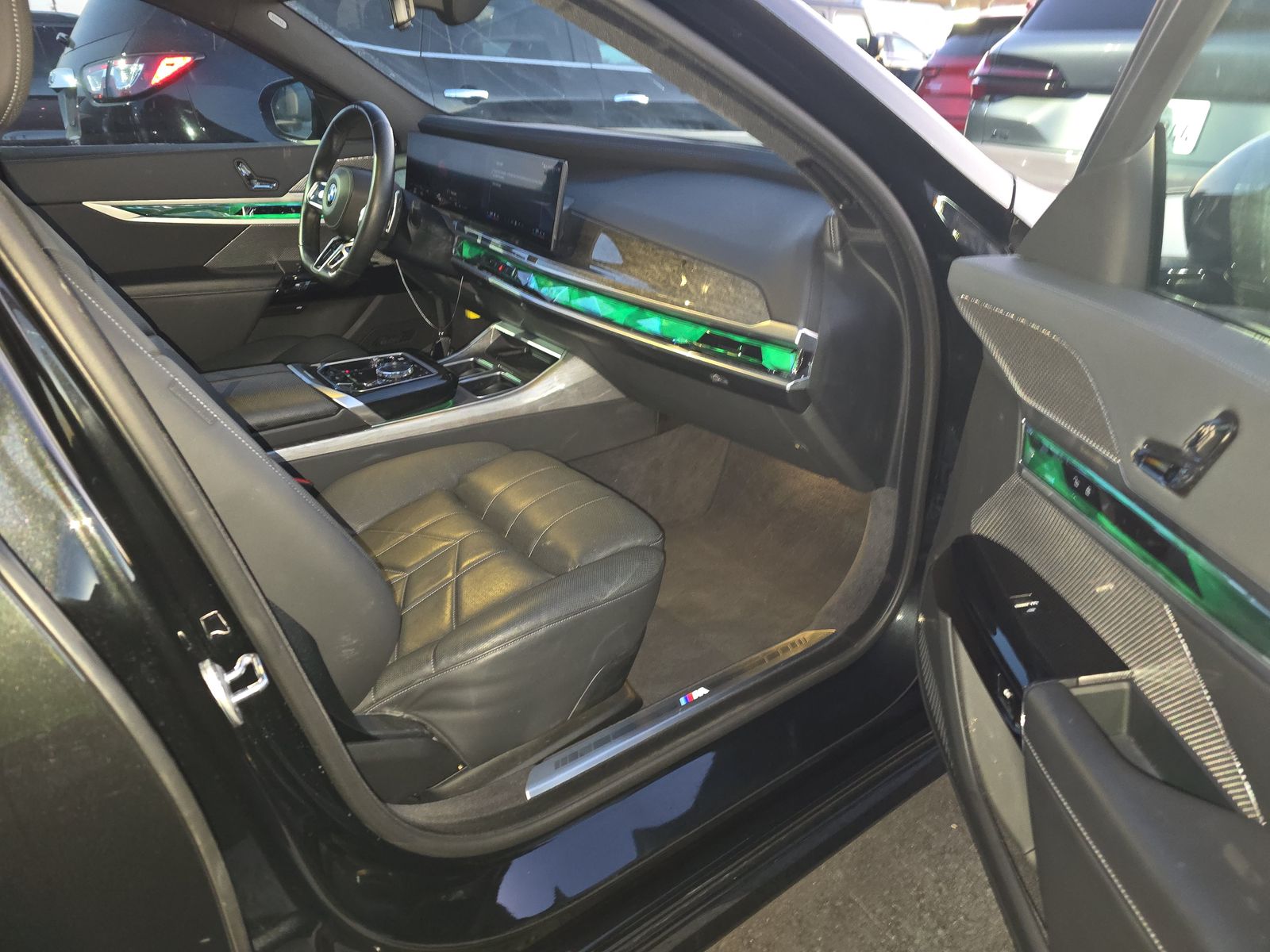 2025 BMW 7 Series 740i RWD