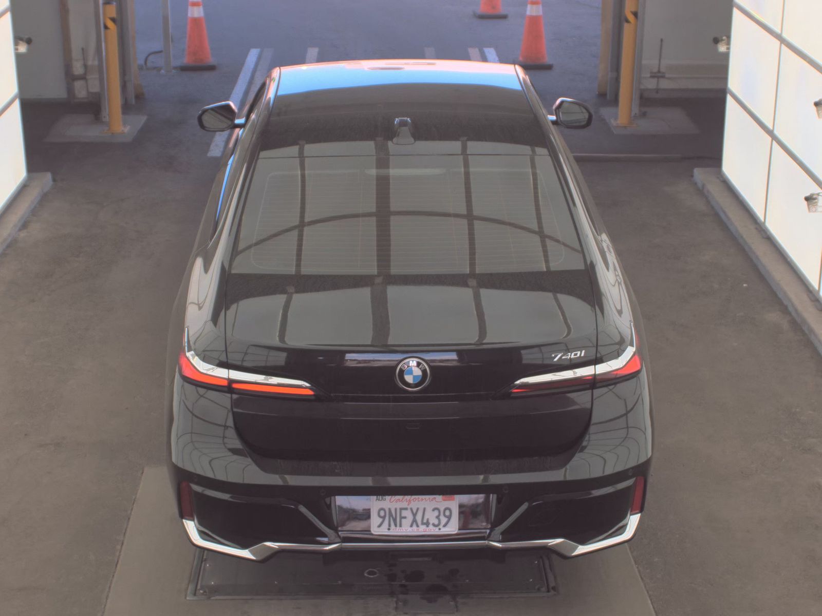 2025 BMW 7 Series 740i RWD