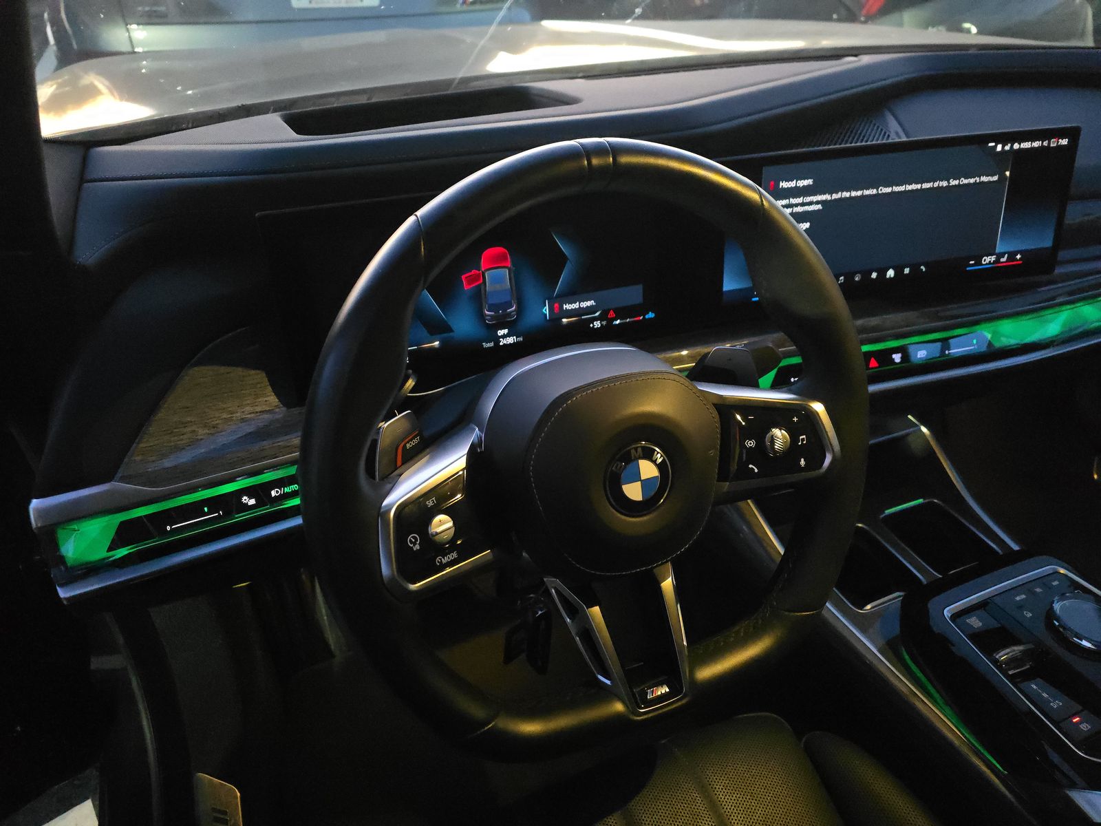 2025 BMW 7 Series 740i RWD