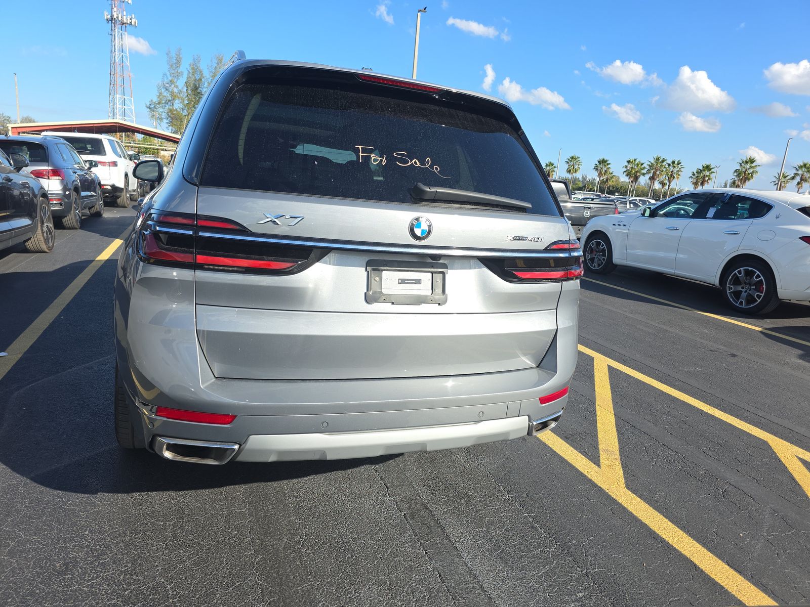 2025 BMW X7 xDrive40i AWD