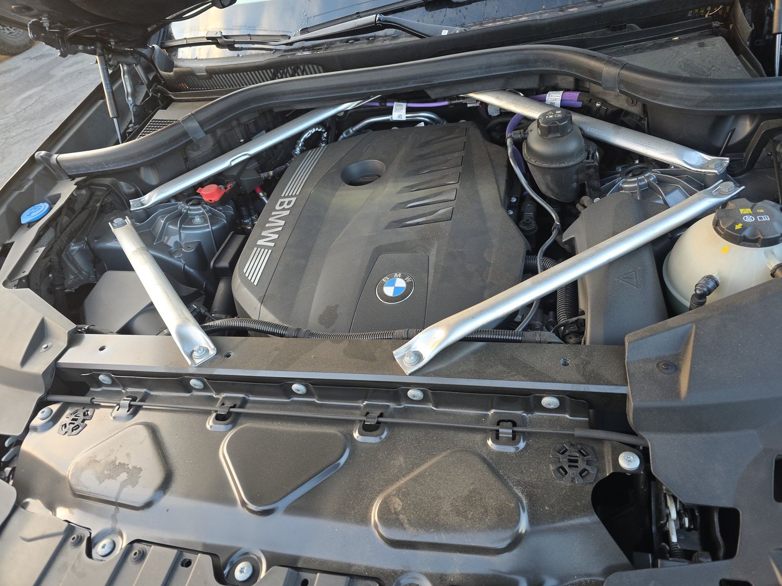 2025 BMW X5 xDrive40i AWD