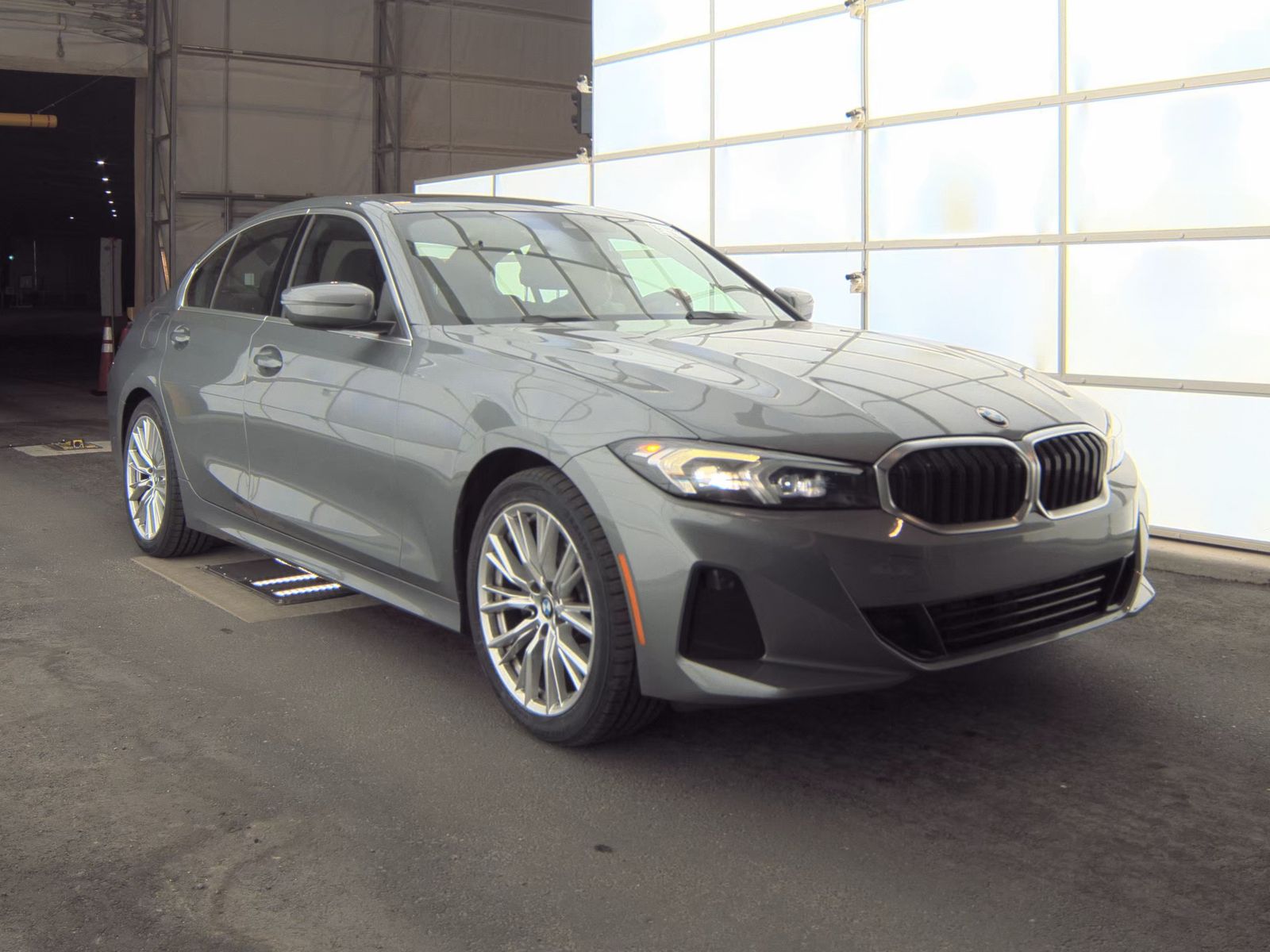 2024 BMW 3 Series 330i RWD