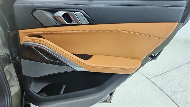 2022 BMW X6 M50i AWD