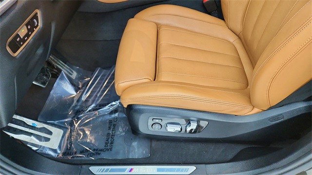 2022 BMW X6 M50i AWD