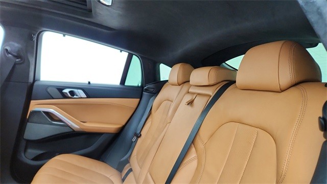 2022 BMW X6 M50i AWD
