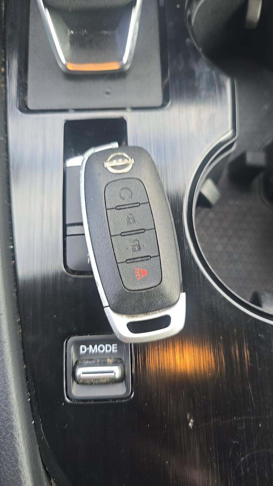 2023 Nissan Rogue SV FWD