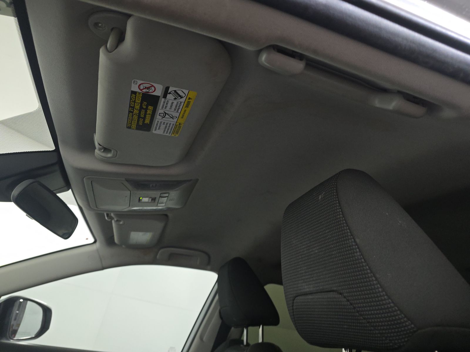 2020 Toyota RAV4 LE FWD