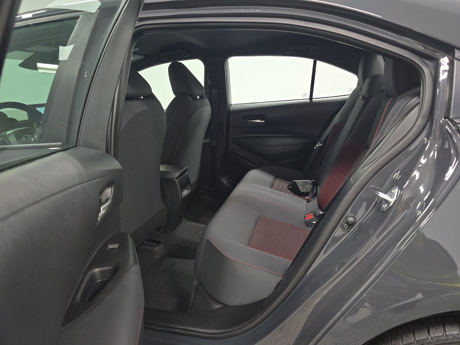 2025 Toyota Corolla SE FWD