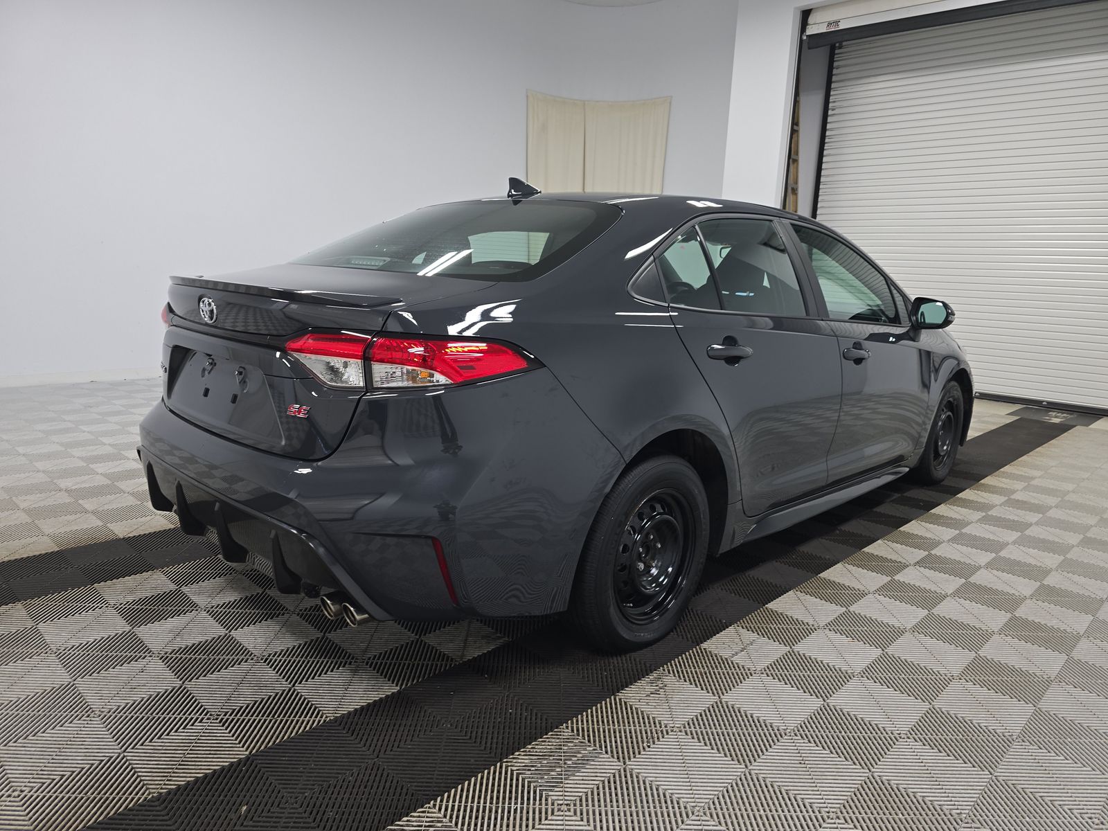 2025 Toyota Corolla SE FWD