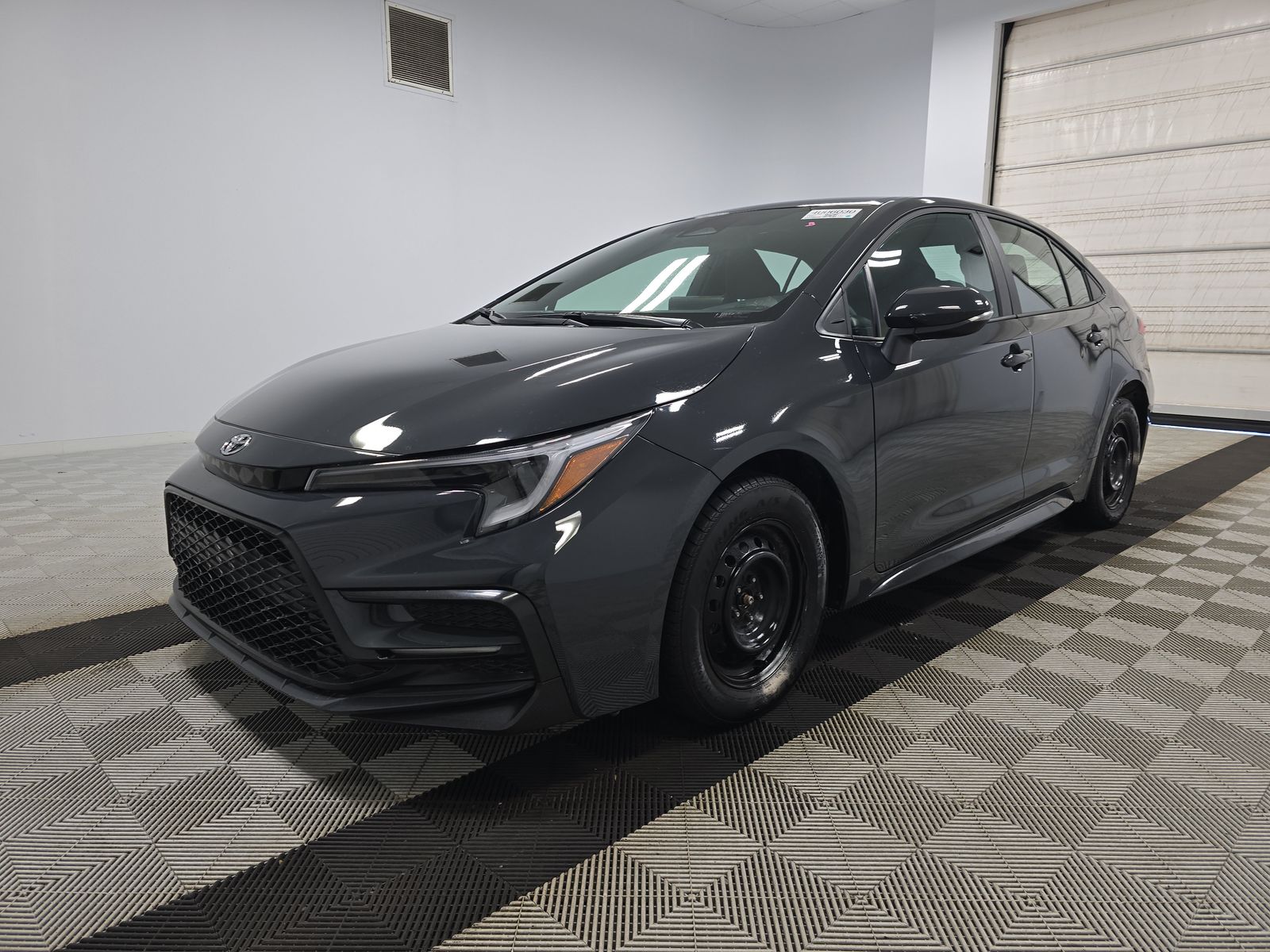 2025 Toyota Corolla SE FWD