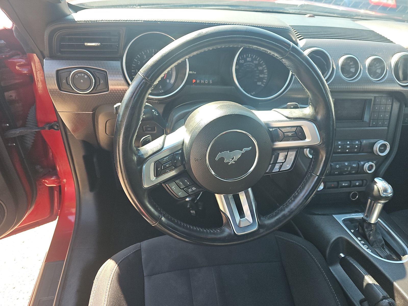 2020 Ford Mustang EcoBoost RWD