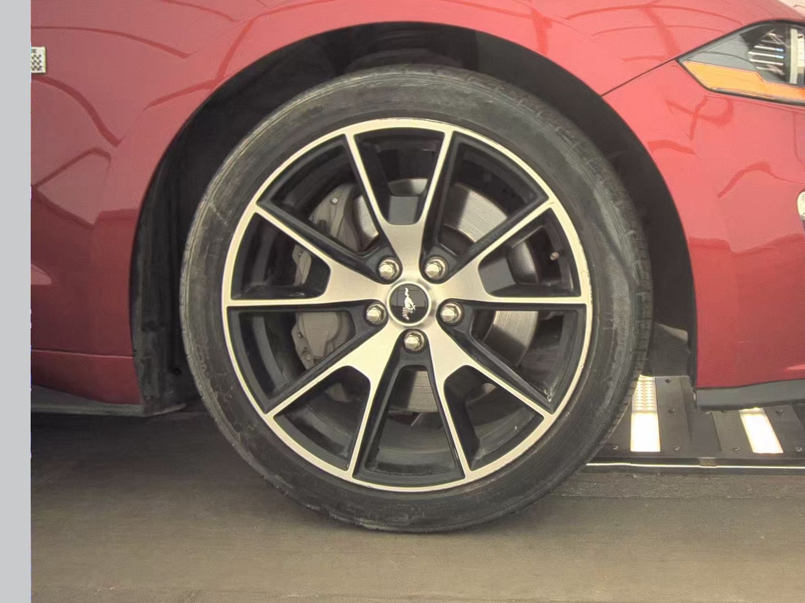 2020 Ford Mustang EcoBoost RWD