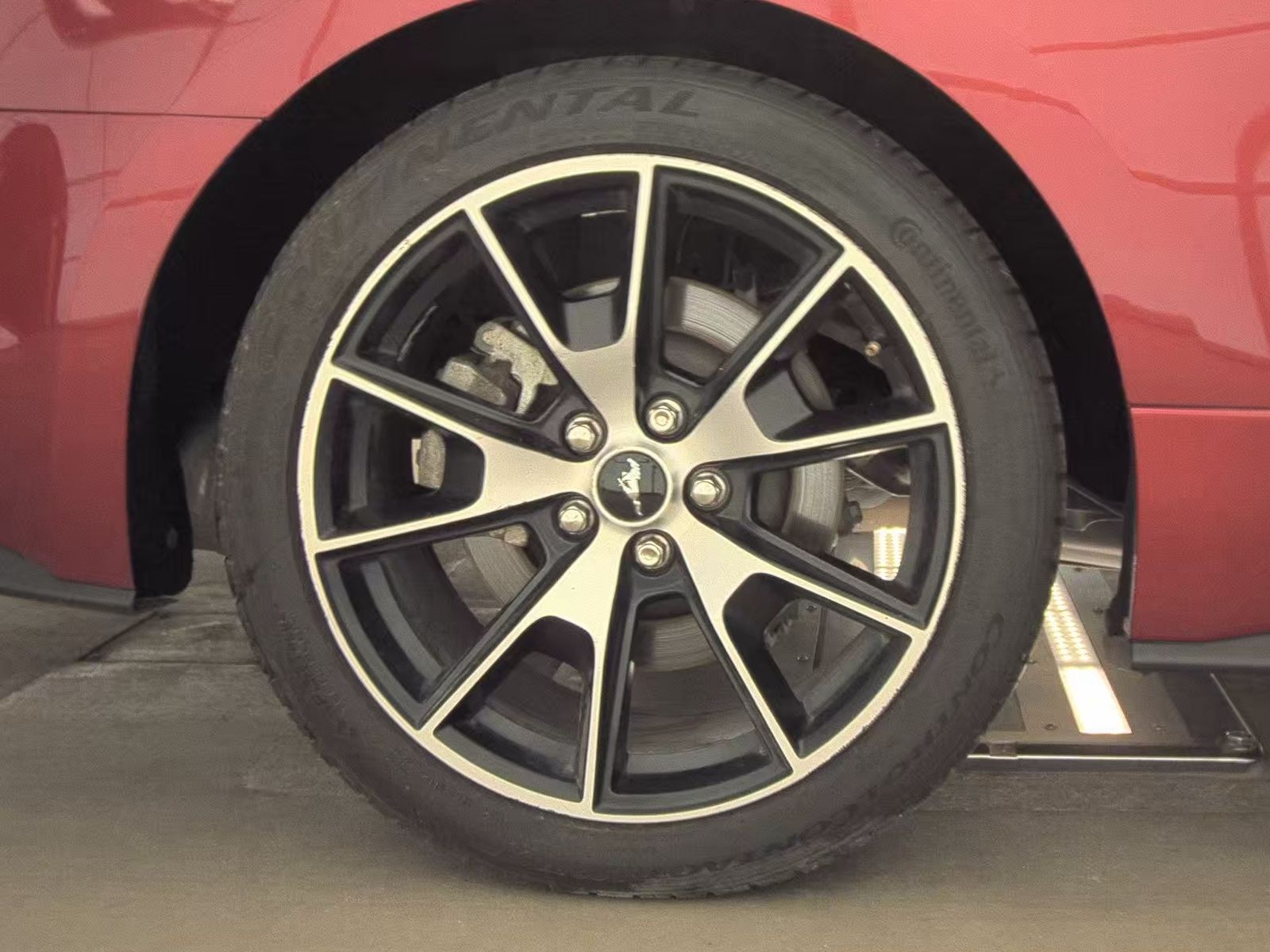 2020 Ford Mustang EcoBoost RWD