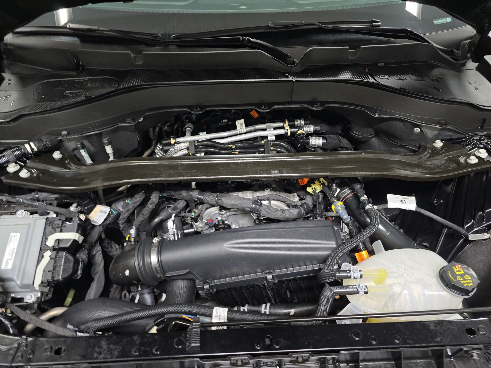 2025 Ford Explorer ST-Line AWD