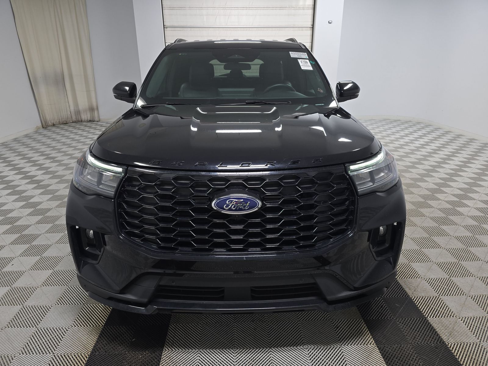2025 Ford Explorer ST-Line AWD