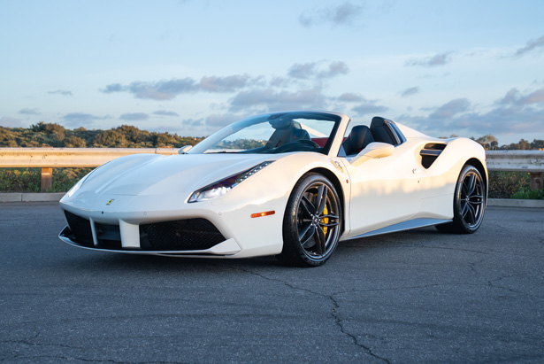 2018 Ferrari 488 Base RWD