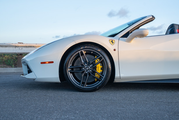 2018 Ferrari 488 Base RWD