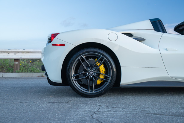 2018 Ferrari 488 Base RWD