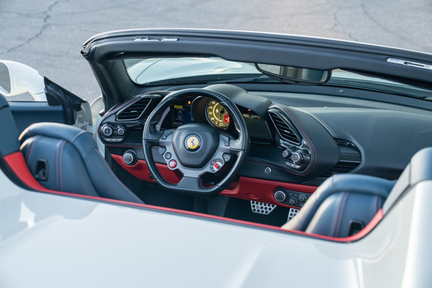 2018 Ferrari 488 Base RWD