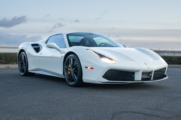 2018 Ferrari 488 Base RWD