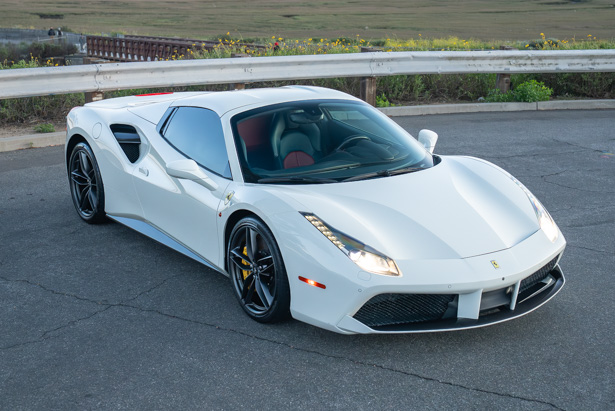 2018 Ferrari 488 Base RWD