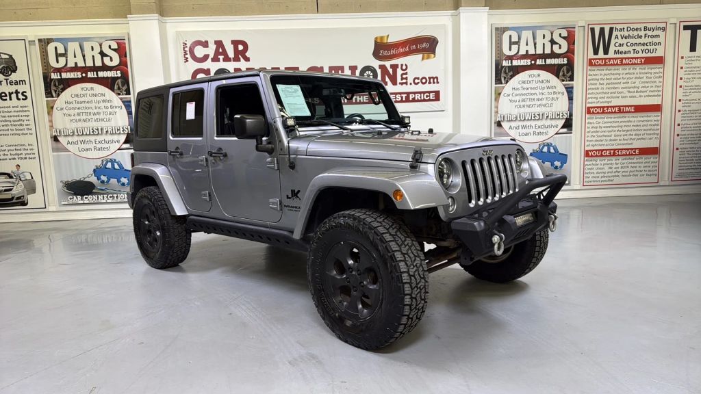 2015 Jeep Wrangler Unlimited Sahara AWD