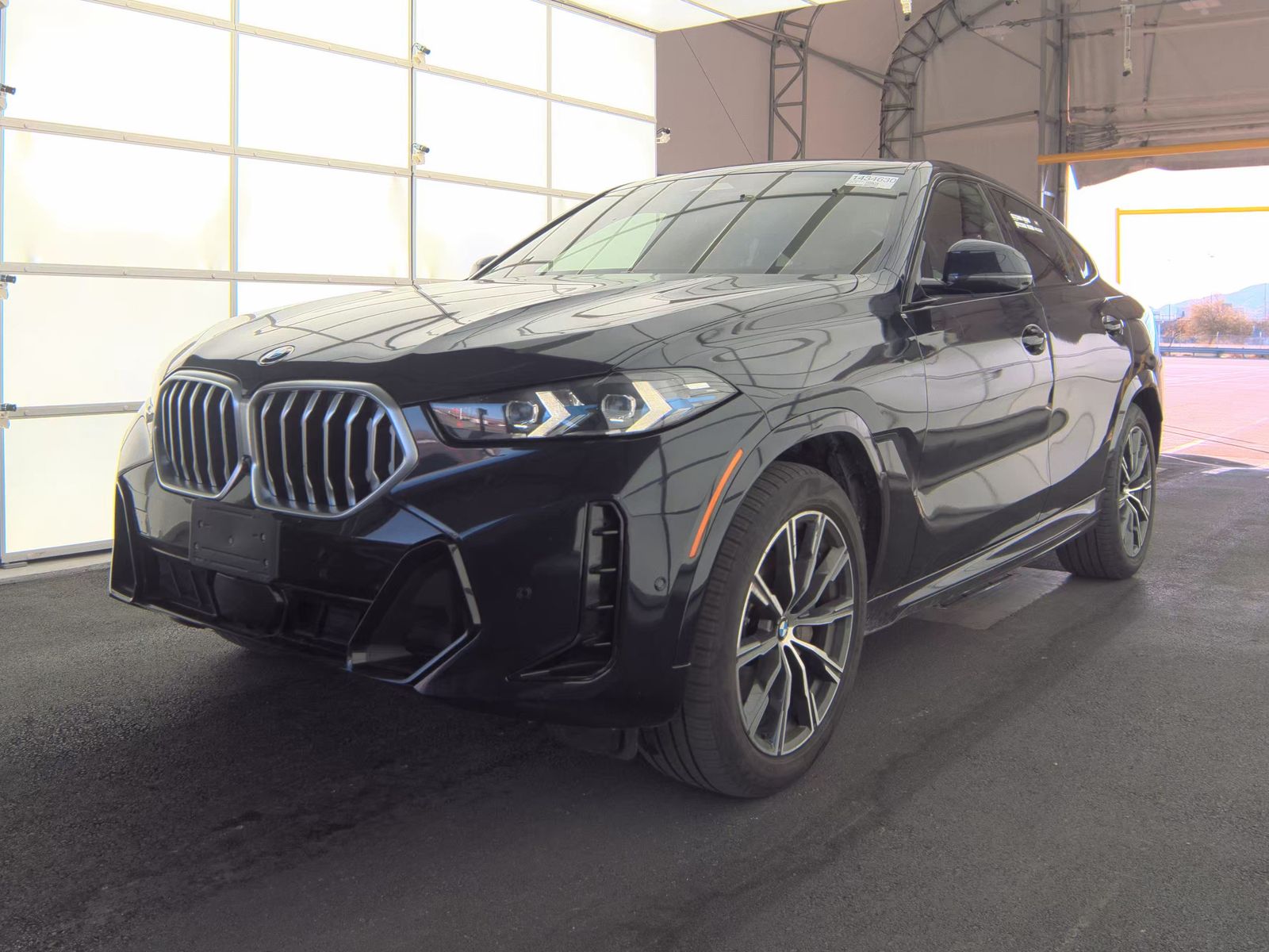 2025 BMW X6 xDrive40i AWD