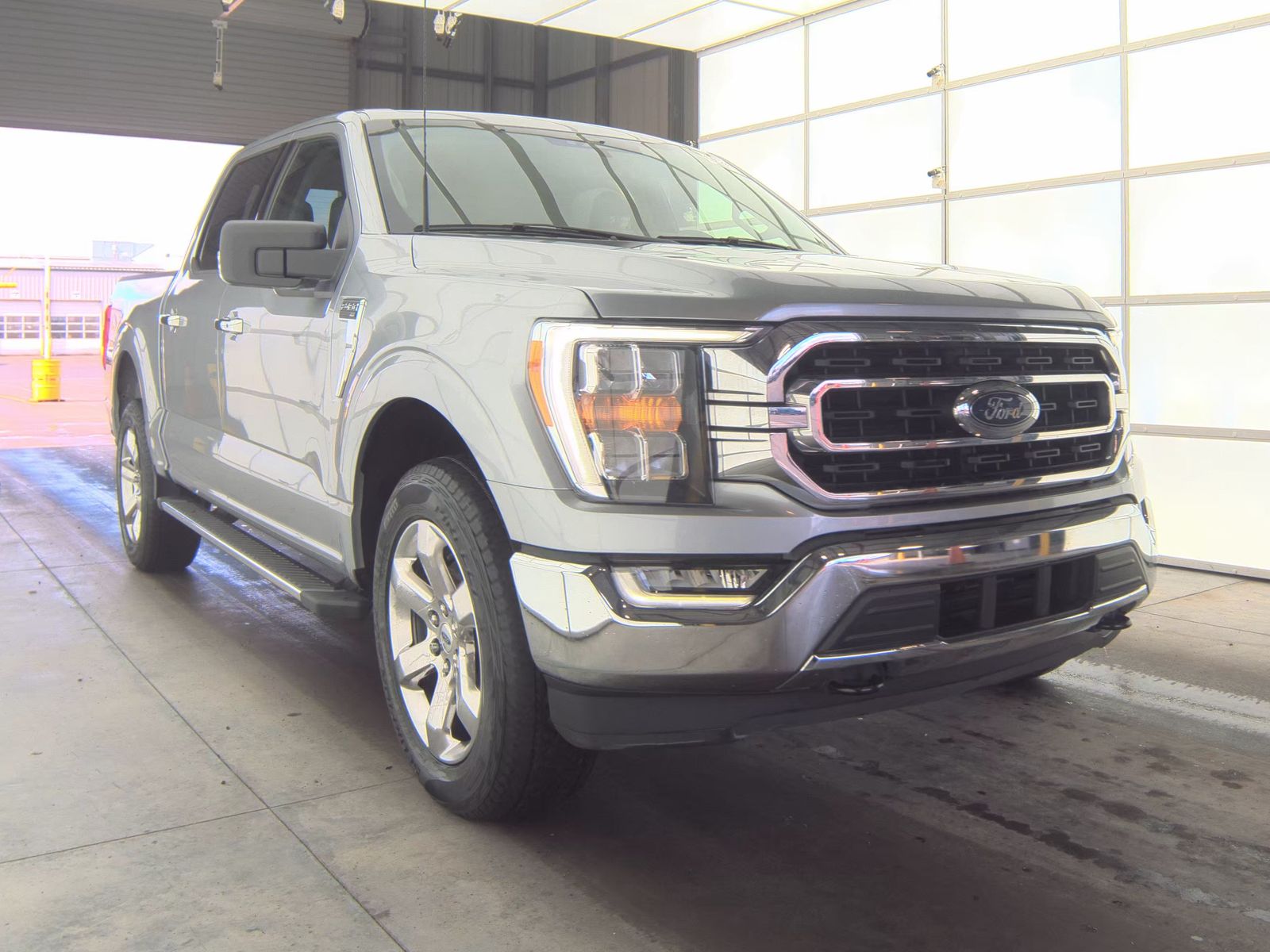 2023 Ford F-150 XLT AWD