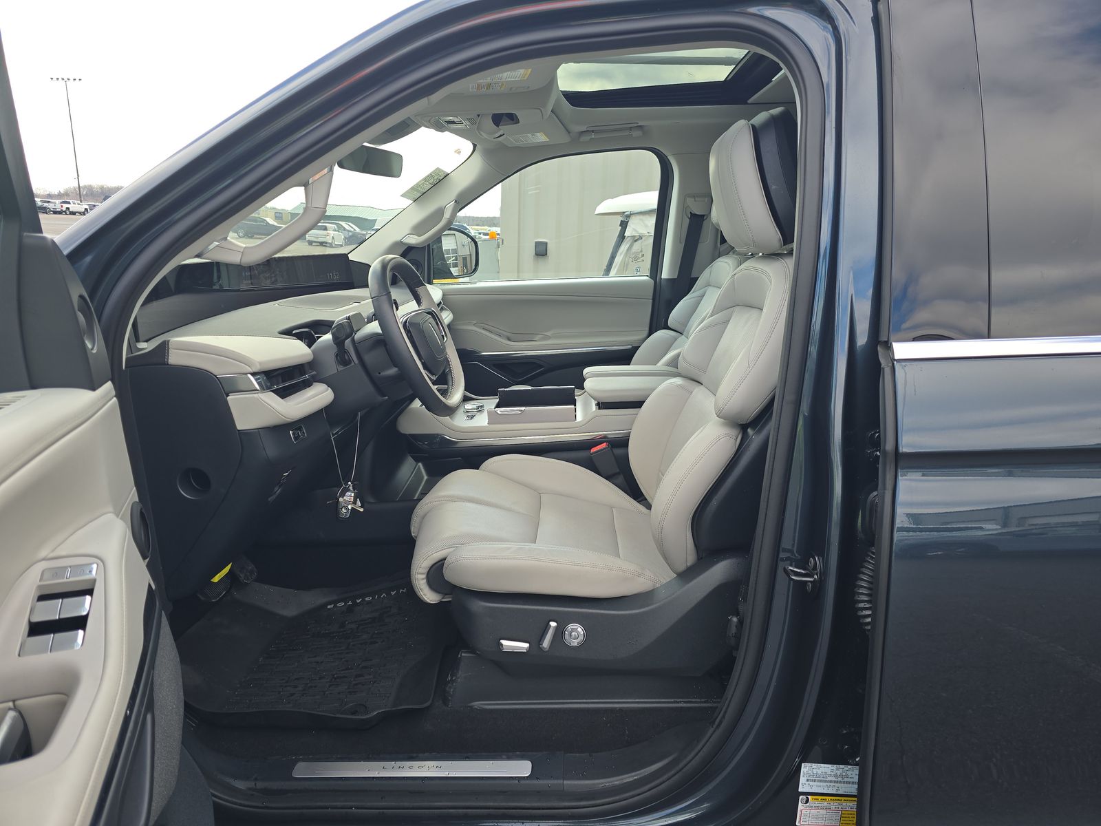 2025 Lincoln Navigator Reserve AWD