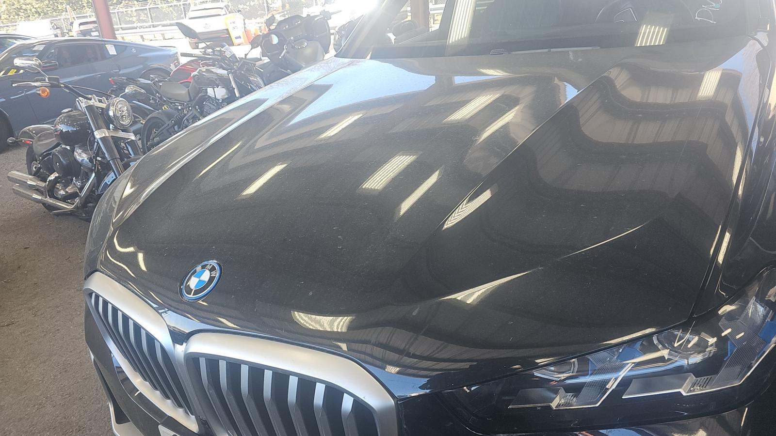 2025 BMW X5 xDrive50e AWD