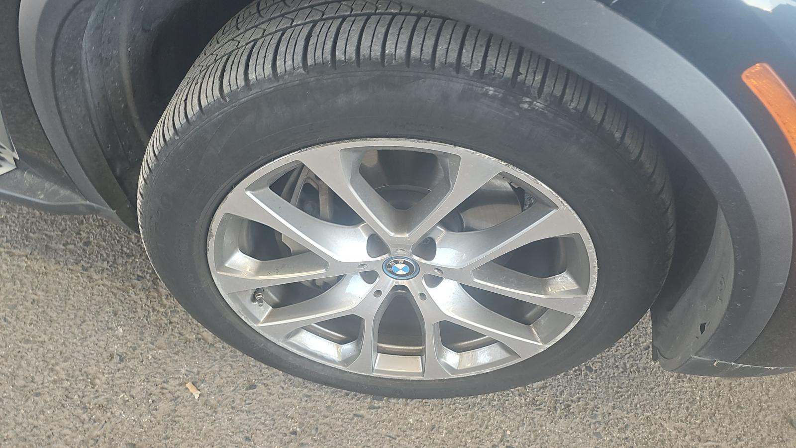 2025 BMW X5 xDrive50e AWD