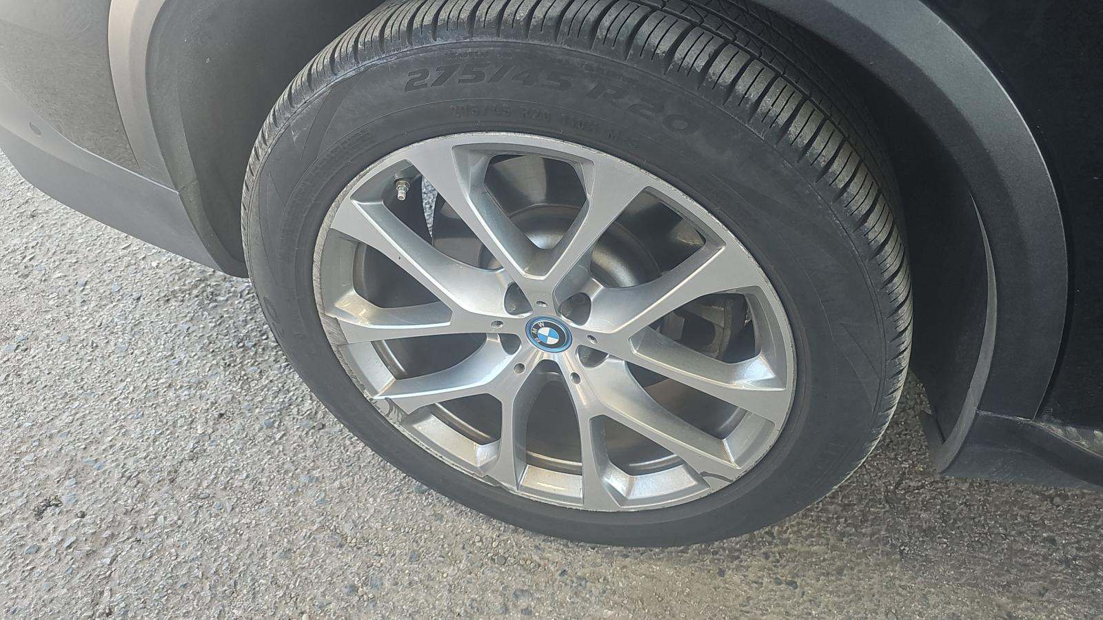 2025 BMW X5 xDrive50e AWD