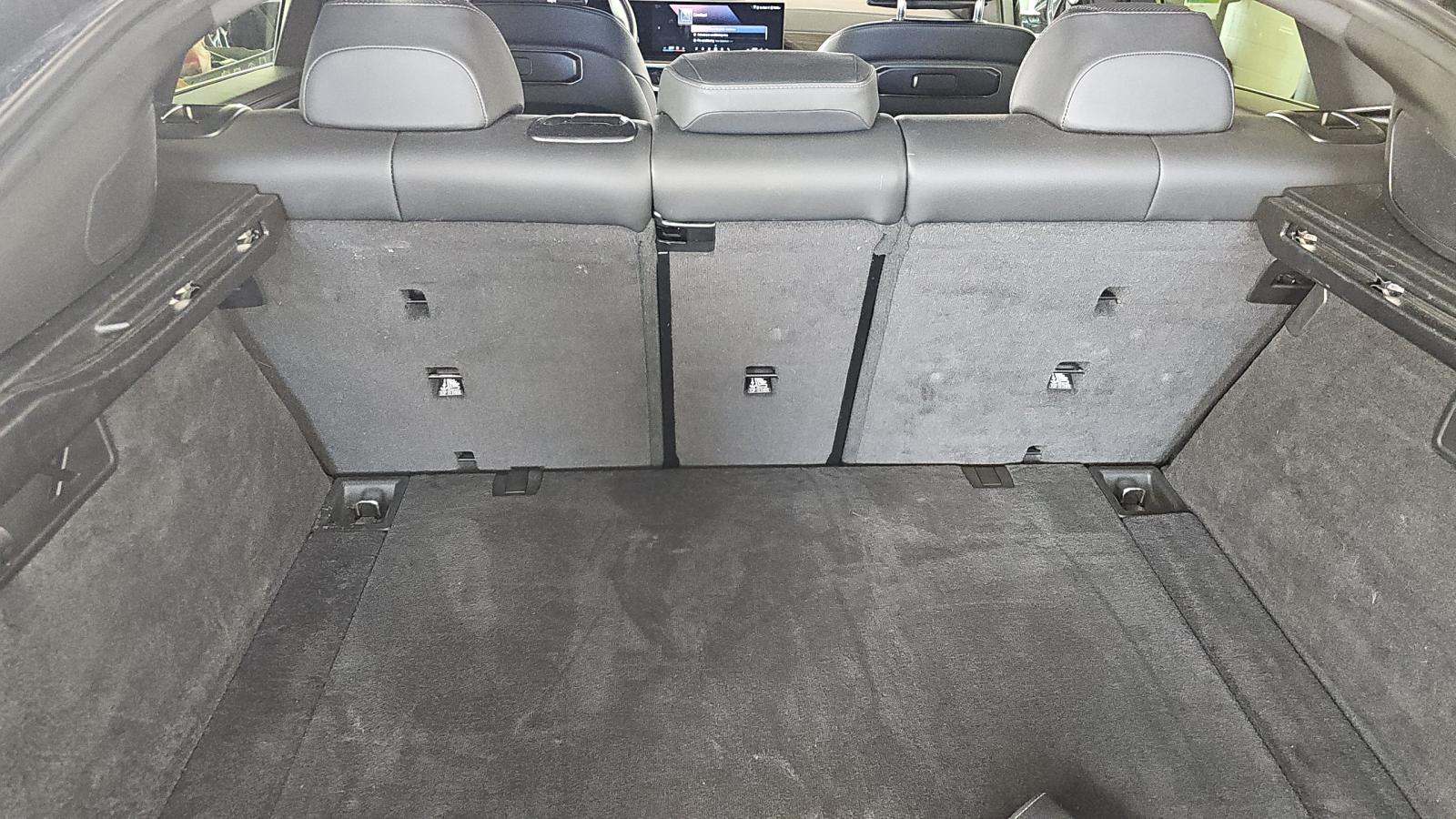 2025 BMW X6 xDrive40i AWD