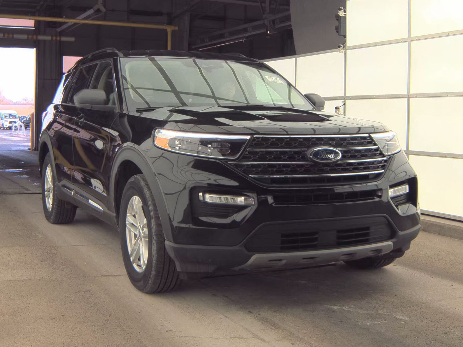 2023 Ford Explorer XLT AWD