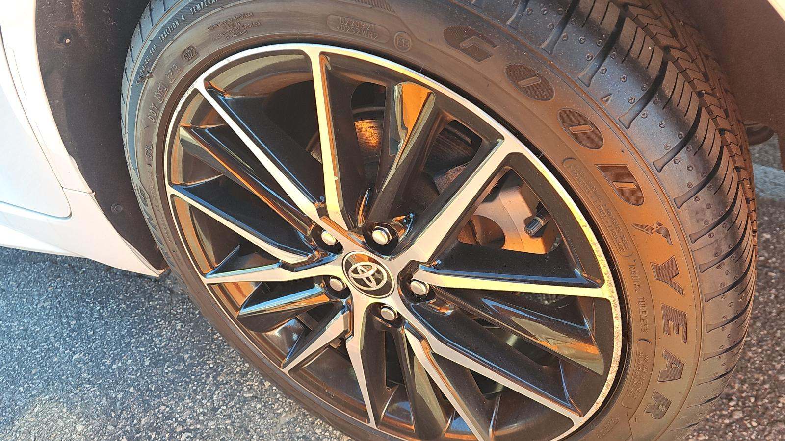 2021 Toyota Camry SE FWD